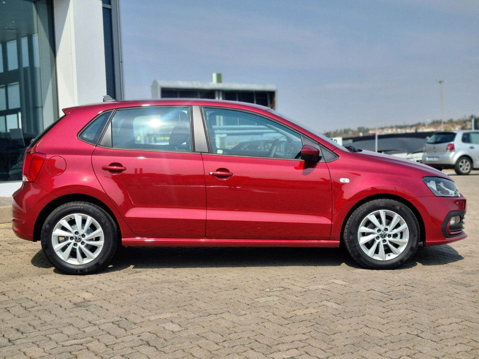 VOLKSWAGEN POLO VIVO 1.4 LIFE (5DR), image 2
