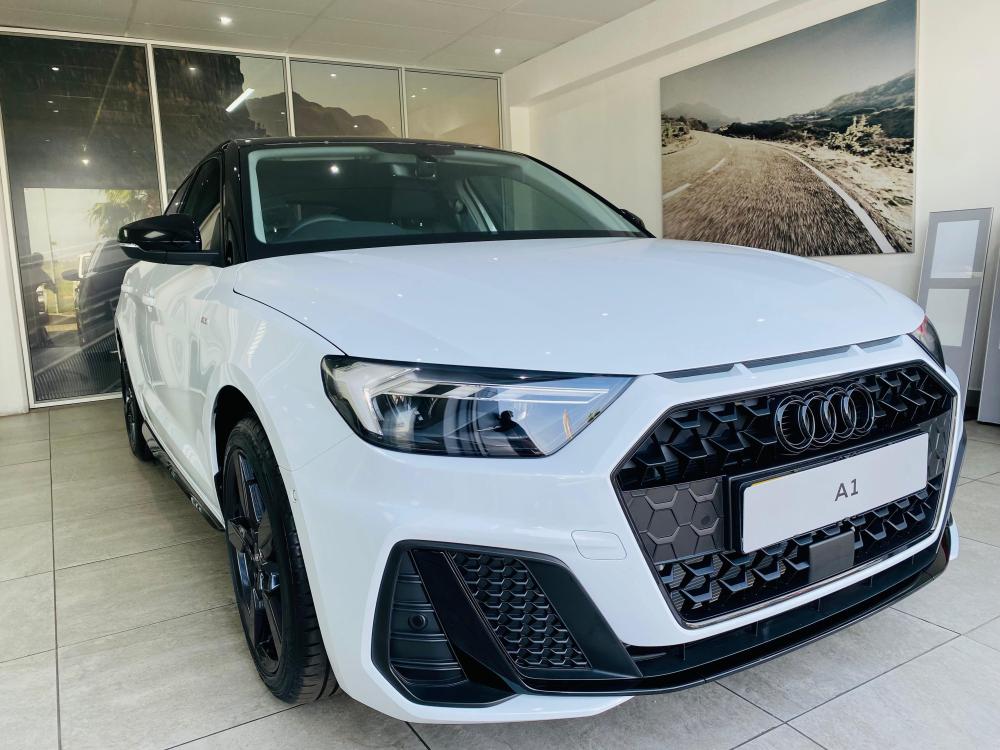 AUDI A1 SPORTBACK 30 TFSI BLACK EDITION S-TRONIC, image 1