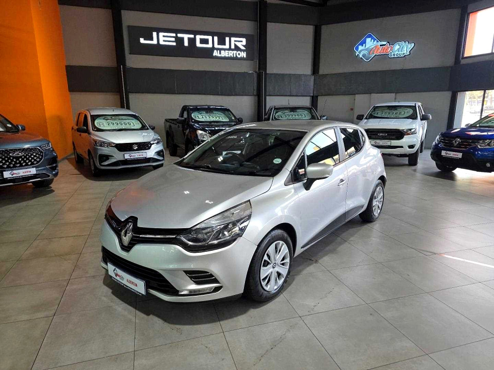 RENAULT CLIO IV 900T AUTHENTIQUE 5DR (66KW), image 1
