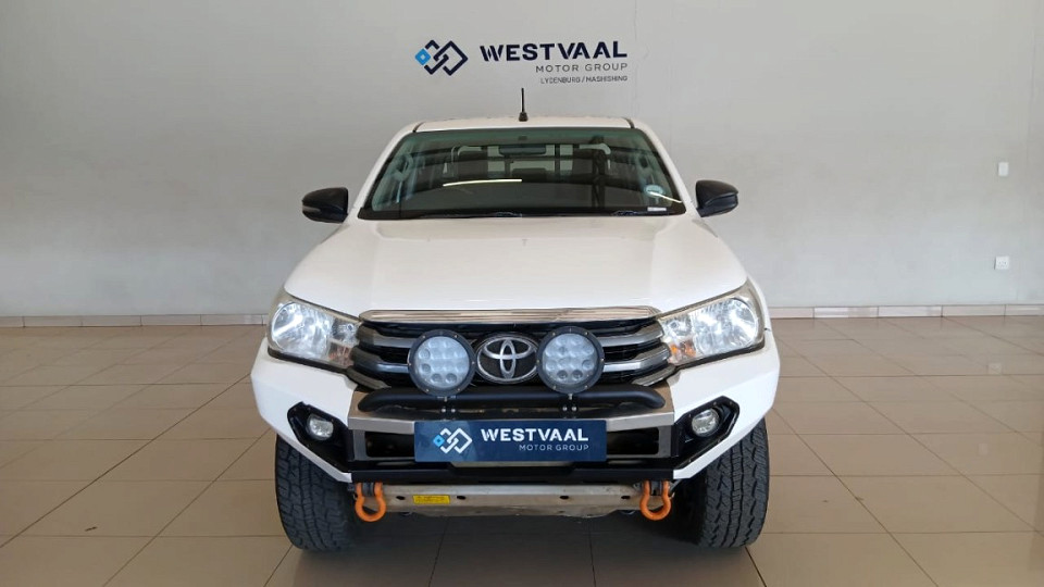 TOYOTA HILUX 2.4 GD-6 SRX 4X4 A/T P/U D/C, image 2