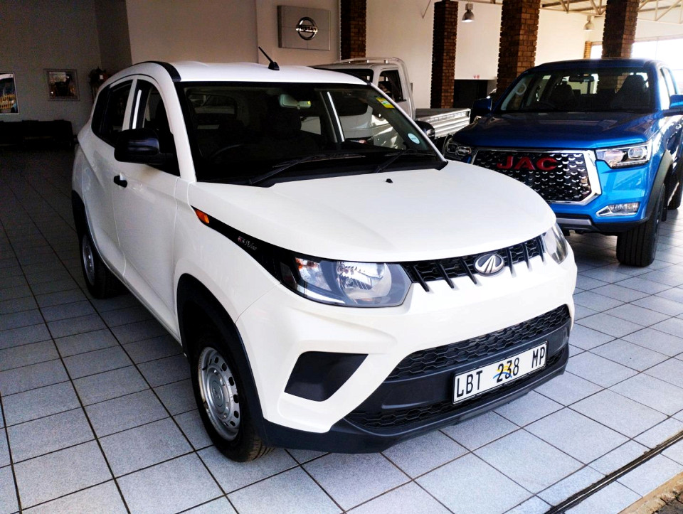 MAHINDRA KUV 100 1.2 K2+ NXT, image 1