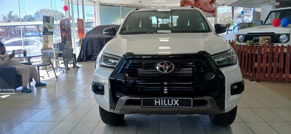 TOYOTA HILUX 2.8 GD-6 RB LEGEND 55 4X4 A/T P/U D/C, image 1