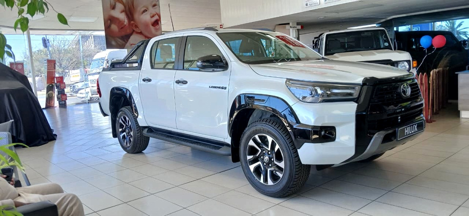 TOYOTA HILUX 2.8 GD-6 RB LEGEND 55 4X4 A/T P/U D/C, image 2