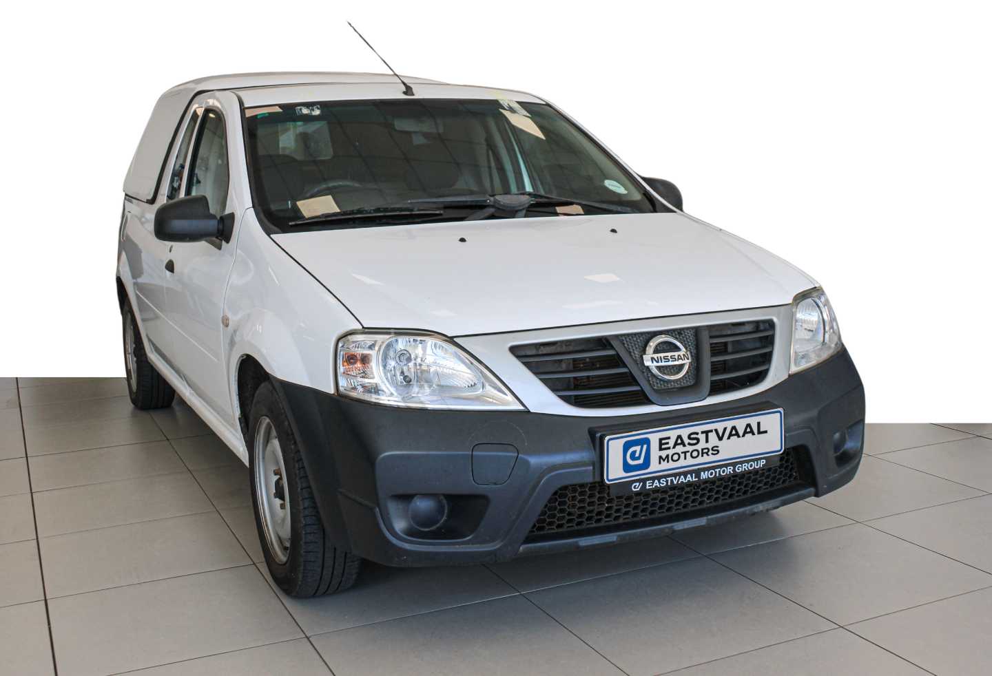NISSAN NP200 1.6  P/U S/C, image 1