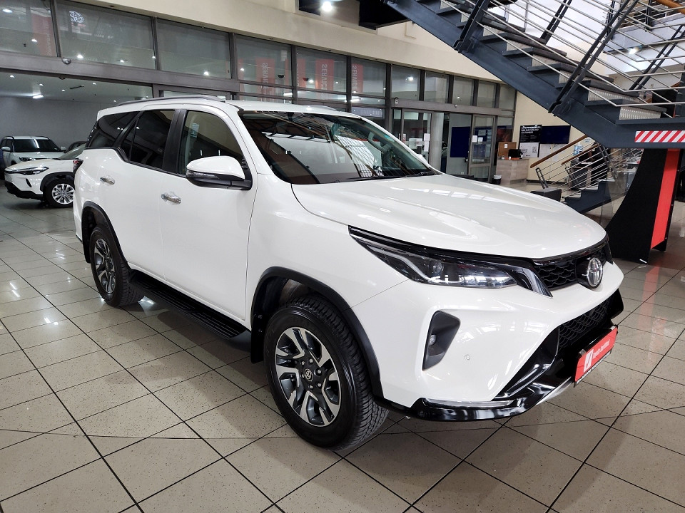 TOYOTA FORTUNER 2.4GD-6 4X4 A/T, image 1