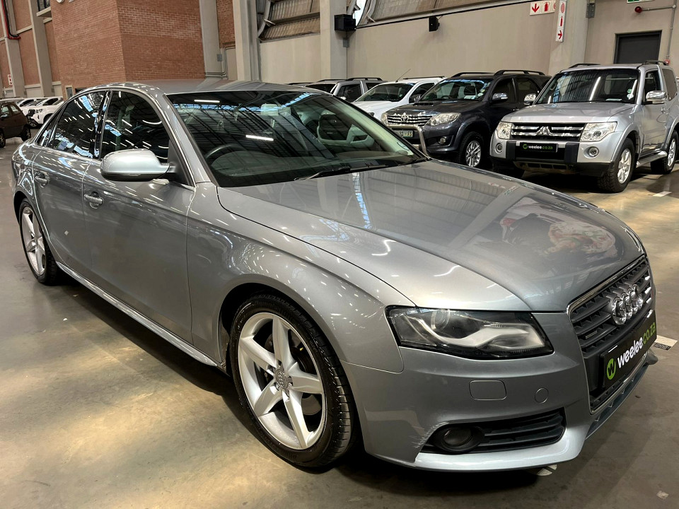 AUDI A4 2.0 TFSI AMB MULTI 155KW (B8), image 1