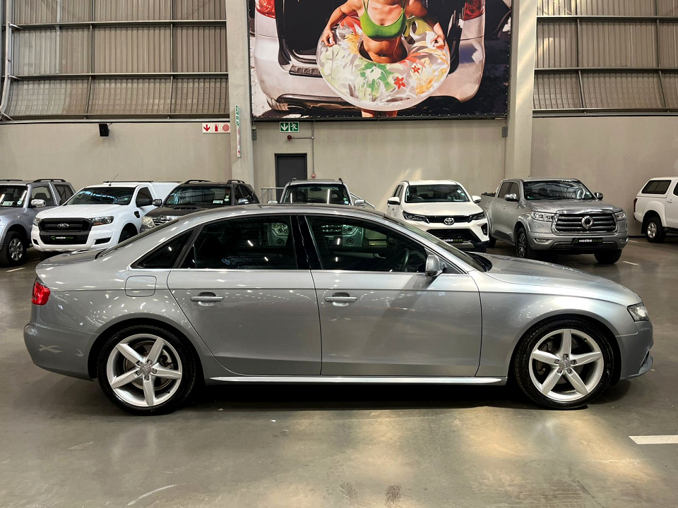 AUDI A4 2.0 TFSI AMB MULTI 155KW (B8), image 2