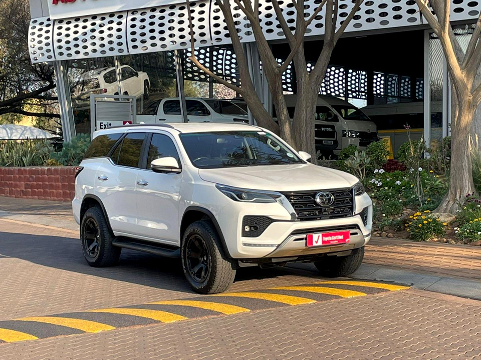 Toyota Fortuner 2.8GD-6 VX A/T, image 2