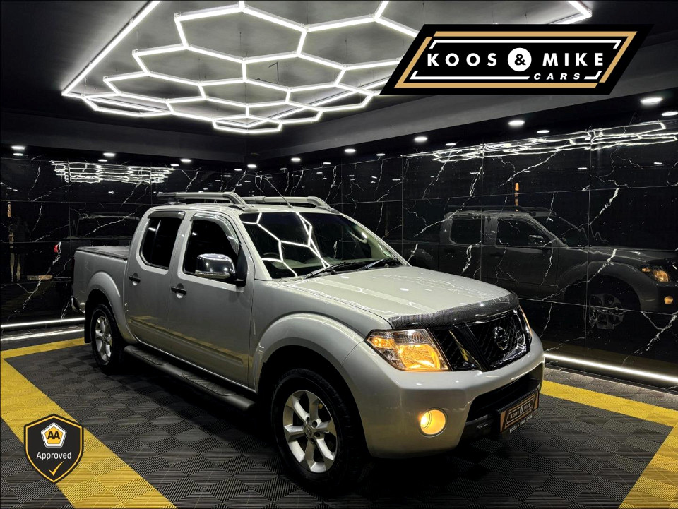 Nissan Navara 2.5dCi double cab 4x4 LE auto, image 1