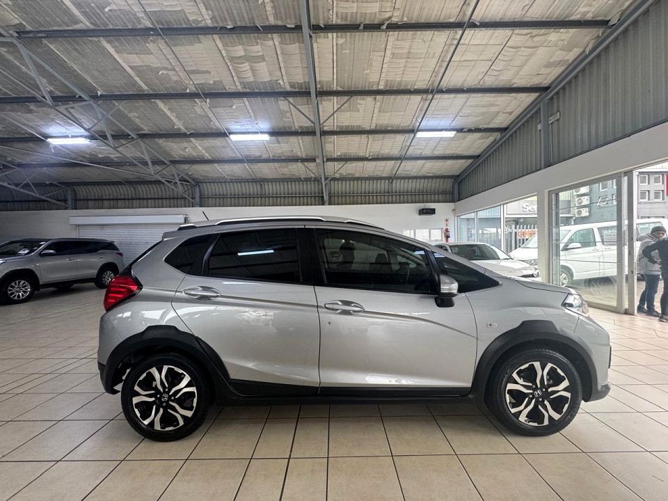 Honda WR-V 1.2 Comfort, image 2