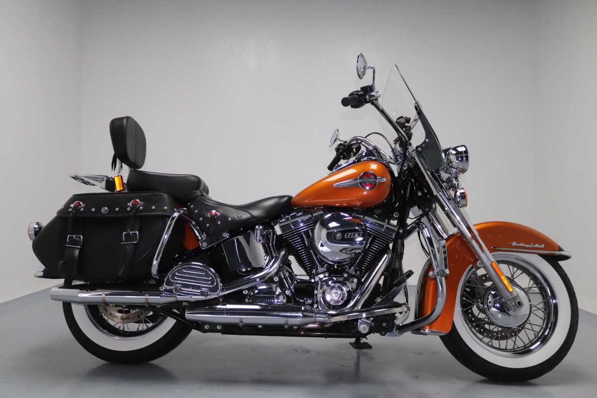 HARLEY DAVIDSON HERITAGE SOFTAIL CLASSIC, image 1