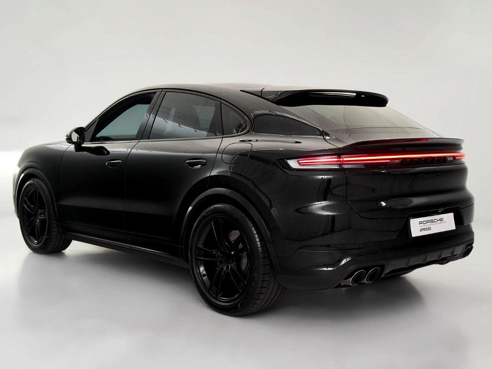 PORSCHE CAYENNE TURBO E-HYBRID COUPE, image 2