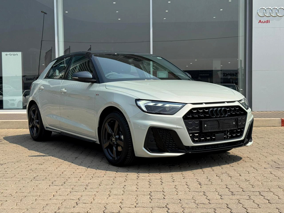 AUDI A1 SPORTBACK 30 TFSI BLACK EDITION S-TRONIC, image 1