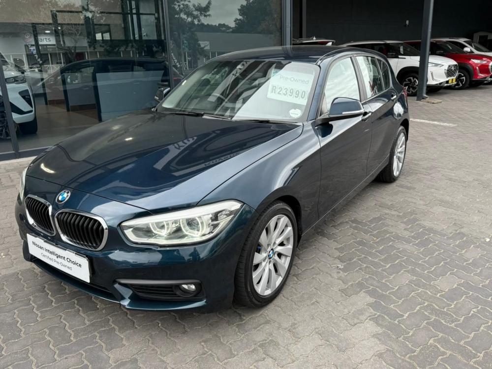 BMW 118i 5-door, image 1