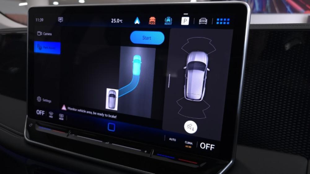 Volkswagen Tiguan R-Line 1.4 TSI 110 kW DSG, image 2