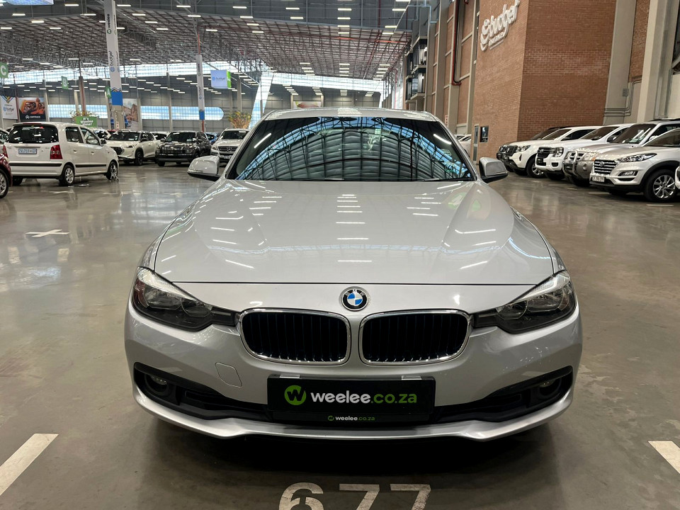 BMW 320i A/T (F30), image 2