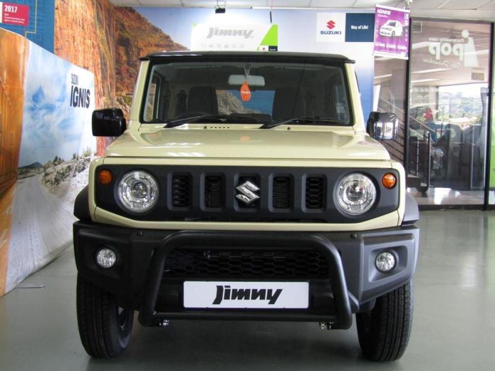 Suzuki Jimny 1.5 GLX, image 2