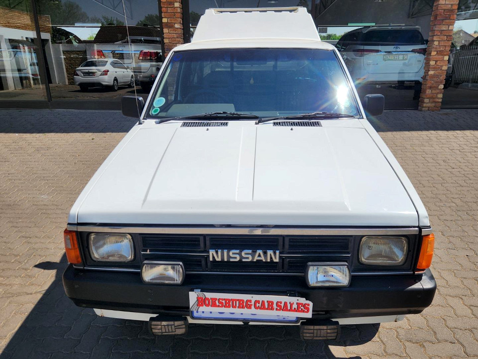 NISSAN 1 TONNER 2.4 CUSTOM P/U S/C, image 2