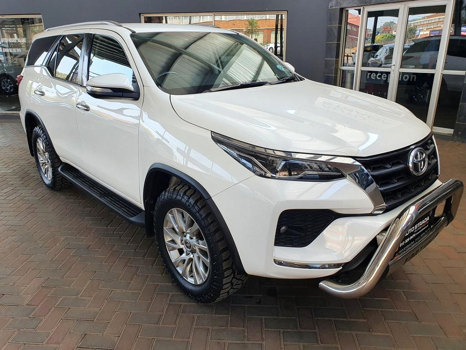 TOYOTA FORTUNER 2.8GD-6 R/B A/T, image 1