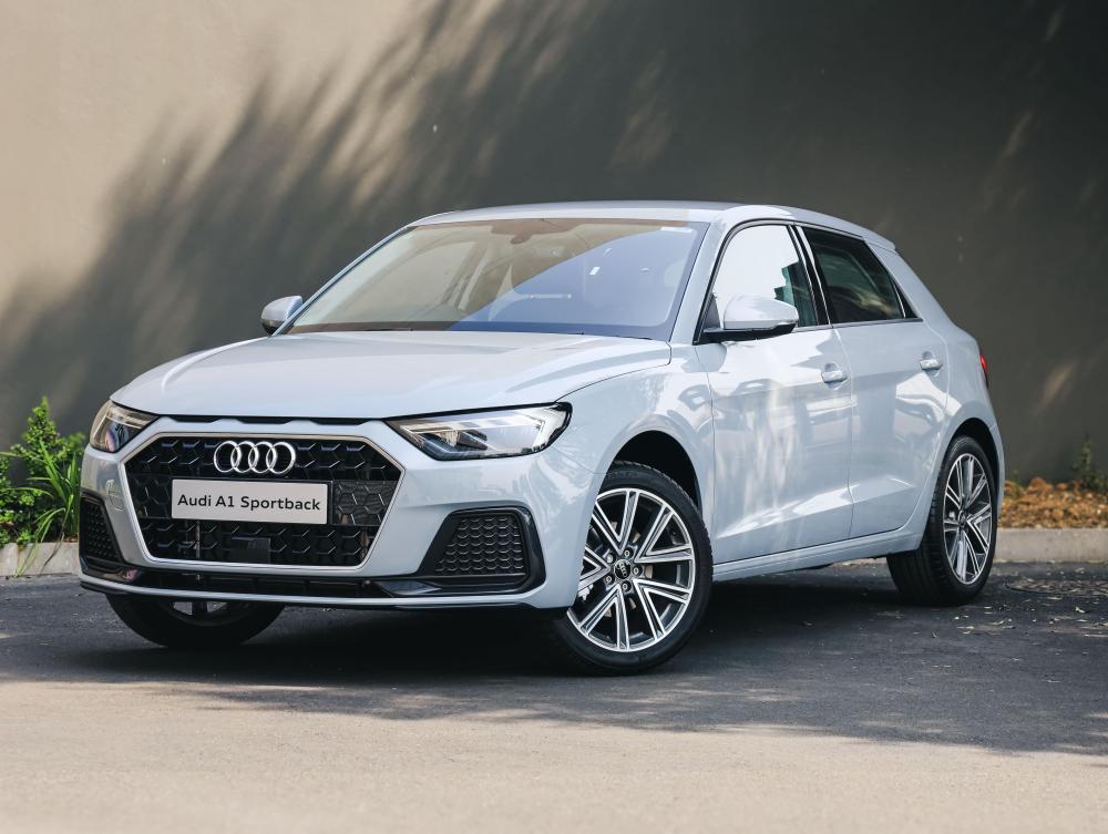 Audi A1 Sportback Sportback Advanced 30 TFSI S tronic, image 1