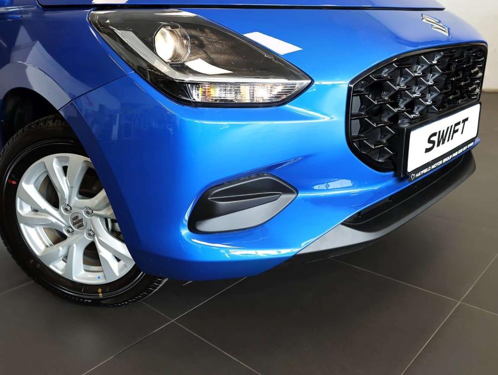 Suzuki Swift 1.2 GL+ CVT, image 2