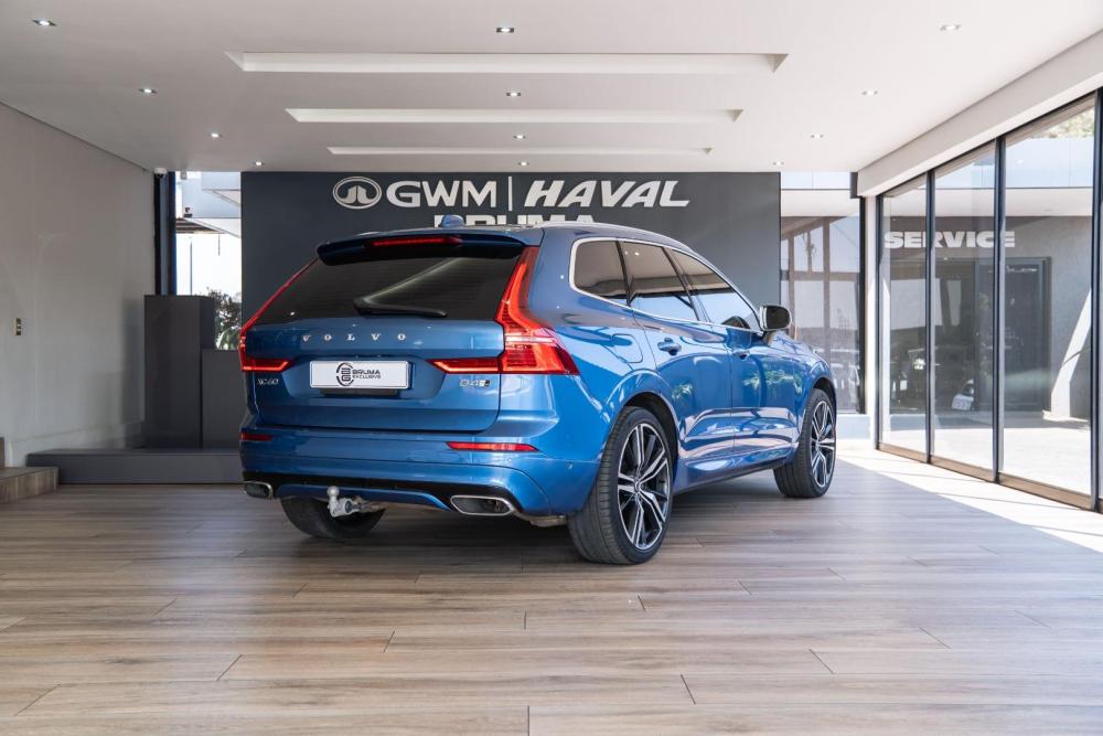 Volvo XC60 D4 AWD R-Design, image 2