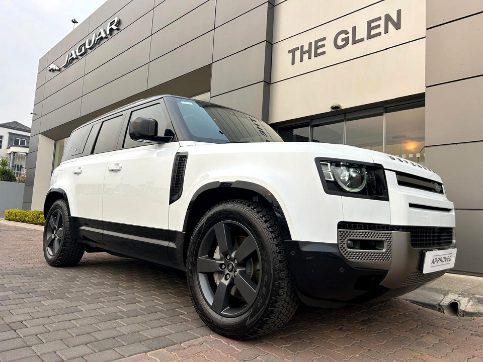LAND ROVER DEFENDER 110 D300 HSE X-DYNAMIC, image 1