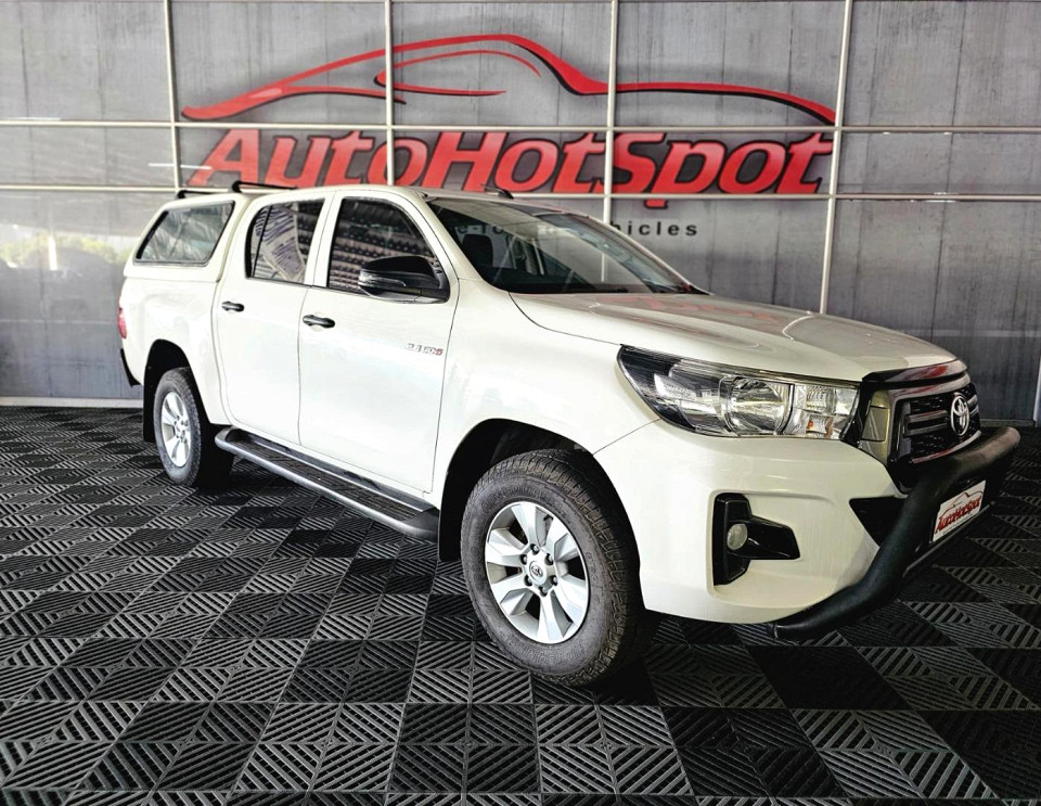 Toyota Hilux 2.4GD-6 double cab 4x4 SRX auto, image 2