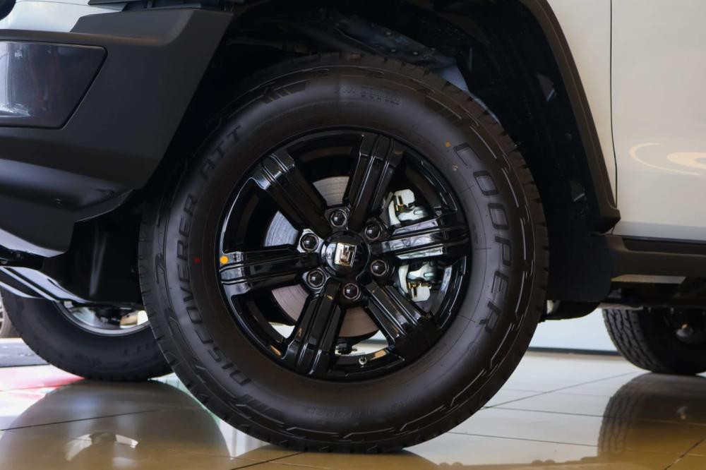 GWM Tank 300 2.4TD 9AT Luxury, image 2
