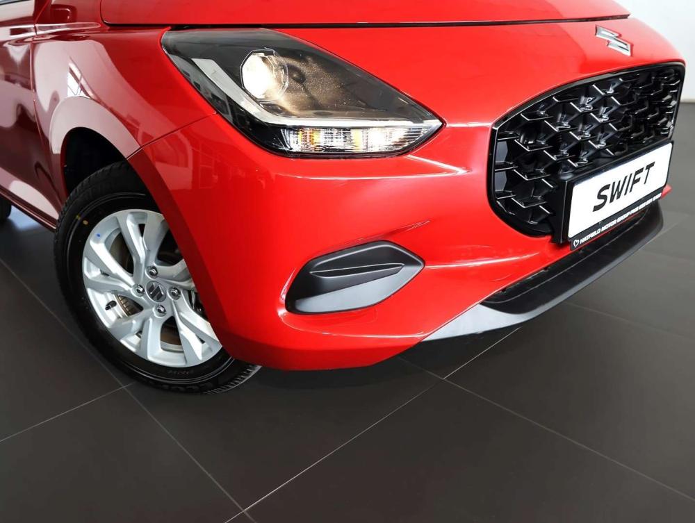 Suzuki Swift 1.2 GL+ CVT, image 2