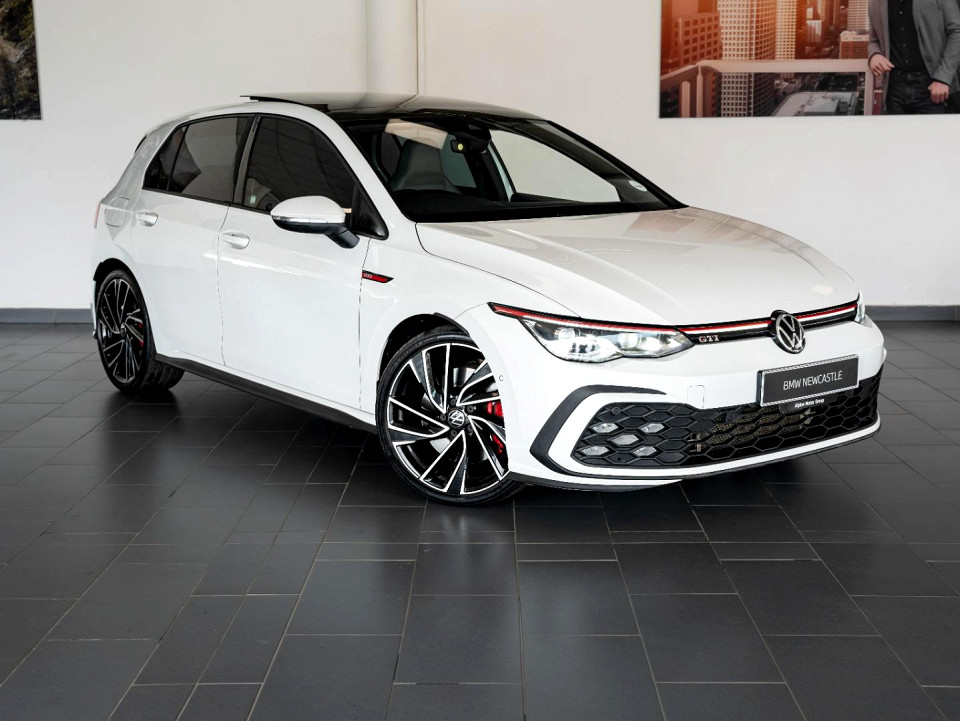 Volkswagen Golf 8 GTi  2.0 TSI DSG, image 1