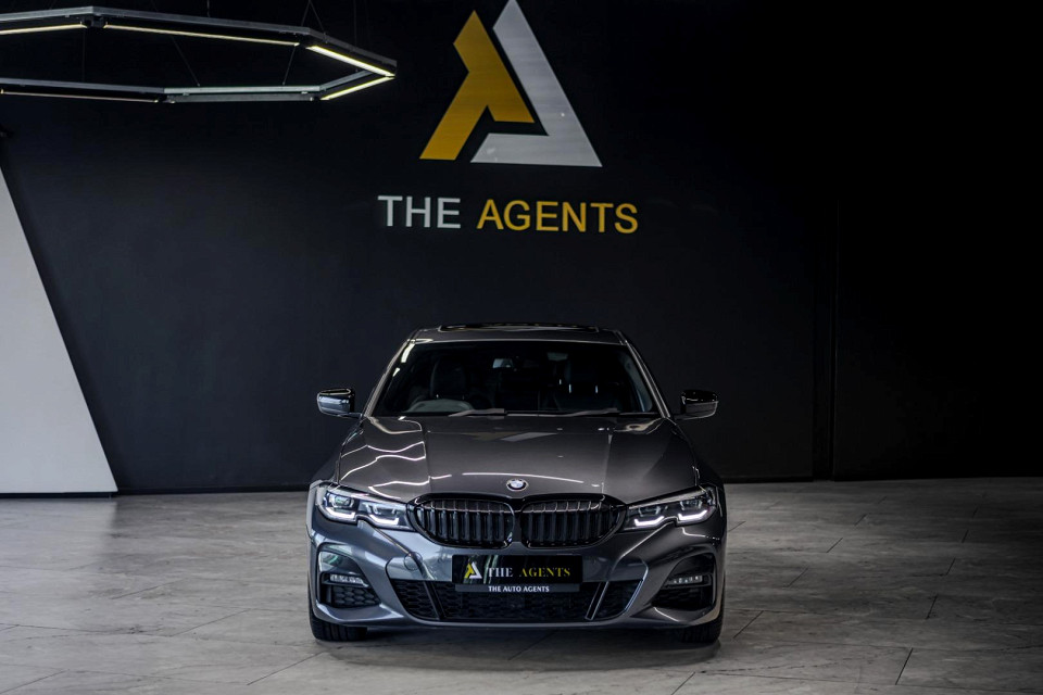 BMW 320d M Sport, image 2