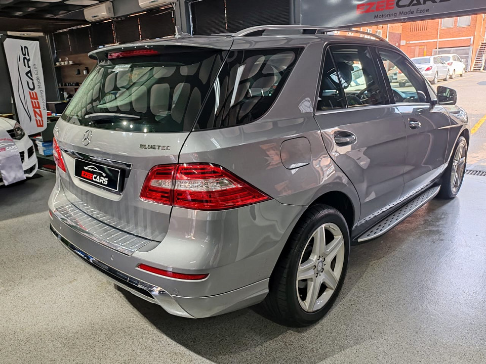MERCEDES-BENZ ML 350 BLUETEC, image 2