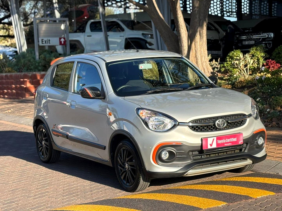 TOYOTA VITZ 1.0 XR X-CITE, image 2