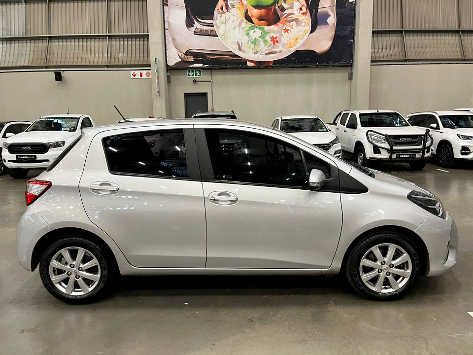 TOYOTA YARIS 1.5 PULSE PLUS CVT 5DR, image 2