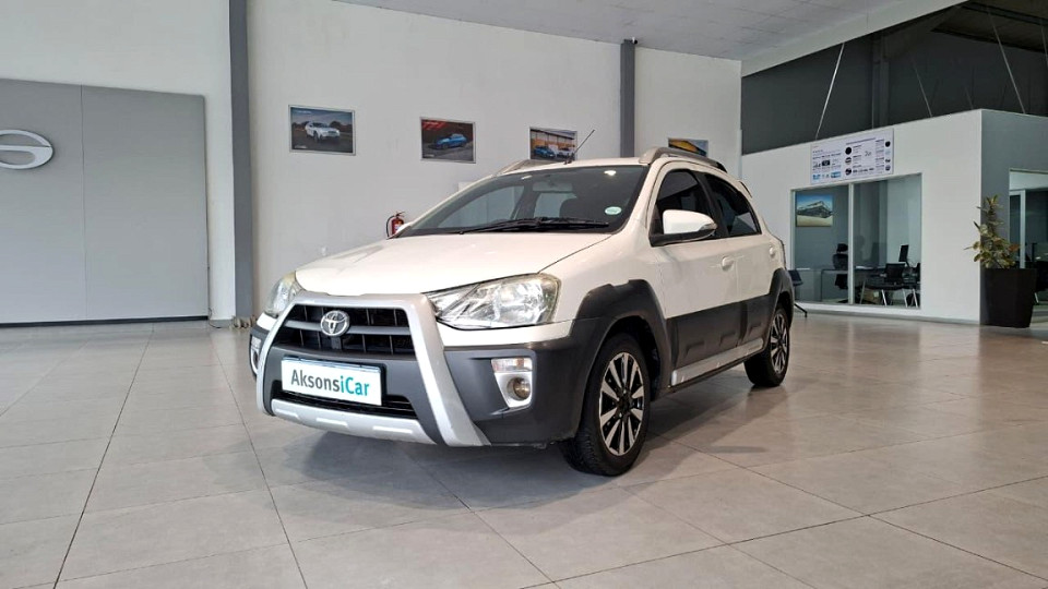 TOYOTA ETIOS CROSS 1.5 Xs 5Dr, image 1