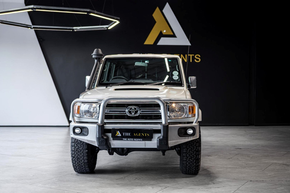 Toyota Land Cruiser 79 4.5D V8 P/U D/C, image 2
