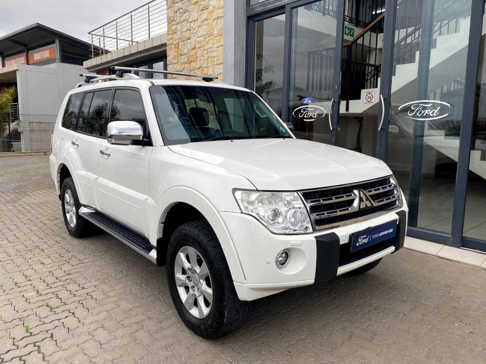 MITSUBISHI PAJERO 3.2 Di - Dc GLS A/T, image 1