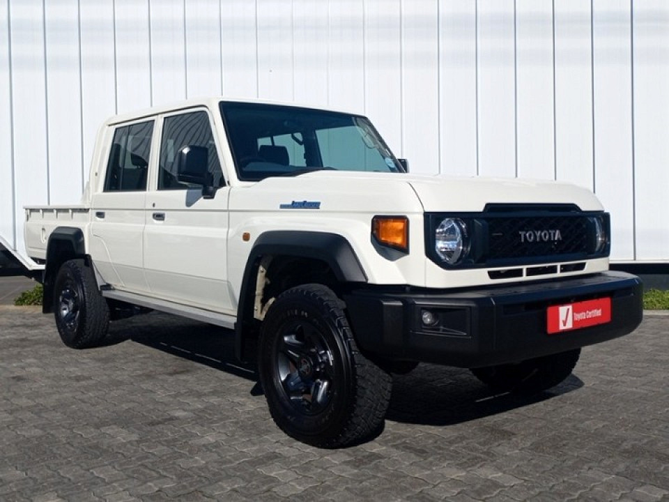 TOYOTA LAND CRUISER 79 2.8 GD-6 P/U D/C A/T, image 1