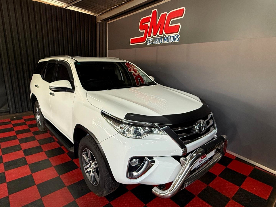 TOYOTA FORTUNER 2.4GD-6 R/B, image 2