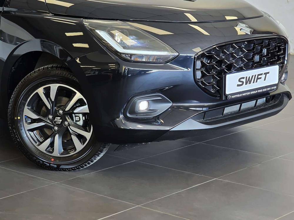 Suzuki Swift 1.2 GLX CVT, image 2