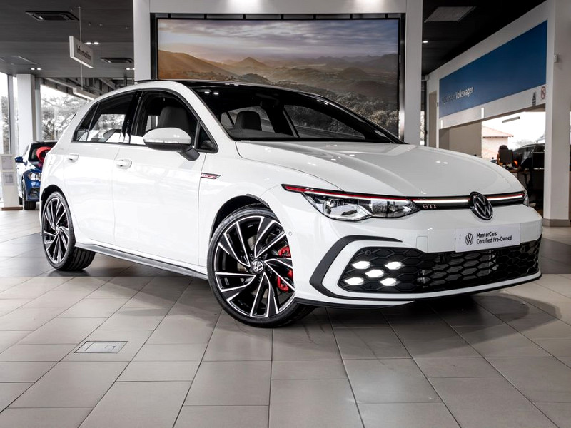 Volkswagen Golf 8 GTi  2.0 TSI DSG, image 2