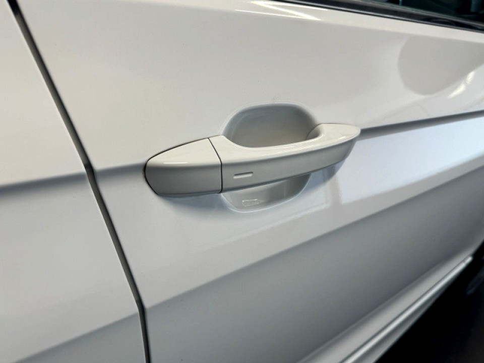 VOLKSWAGEN T-CROSS 1.5 TSI R-LINE DSG, image 1