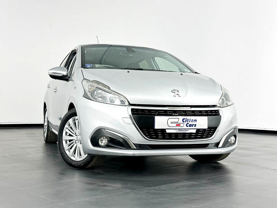 PEUGEOT 208 ALLURE 1.2 PURETECH 5DR, image 2