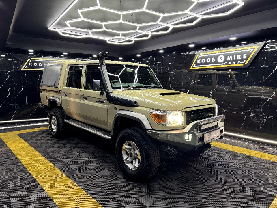 Toyota Land Cruiser 79 4.5D V8 P/U D/C, image 1