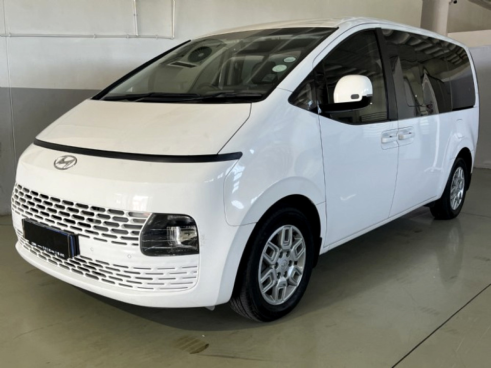 HYUNDAI STARIA 2.2D MULTICAB A/T (5 SEAT), image 1