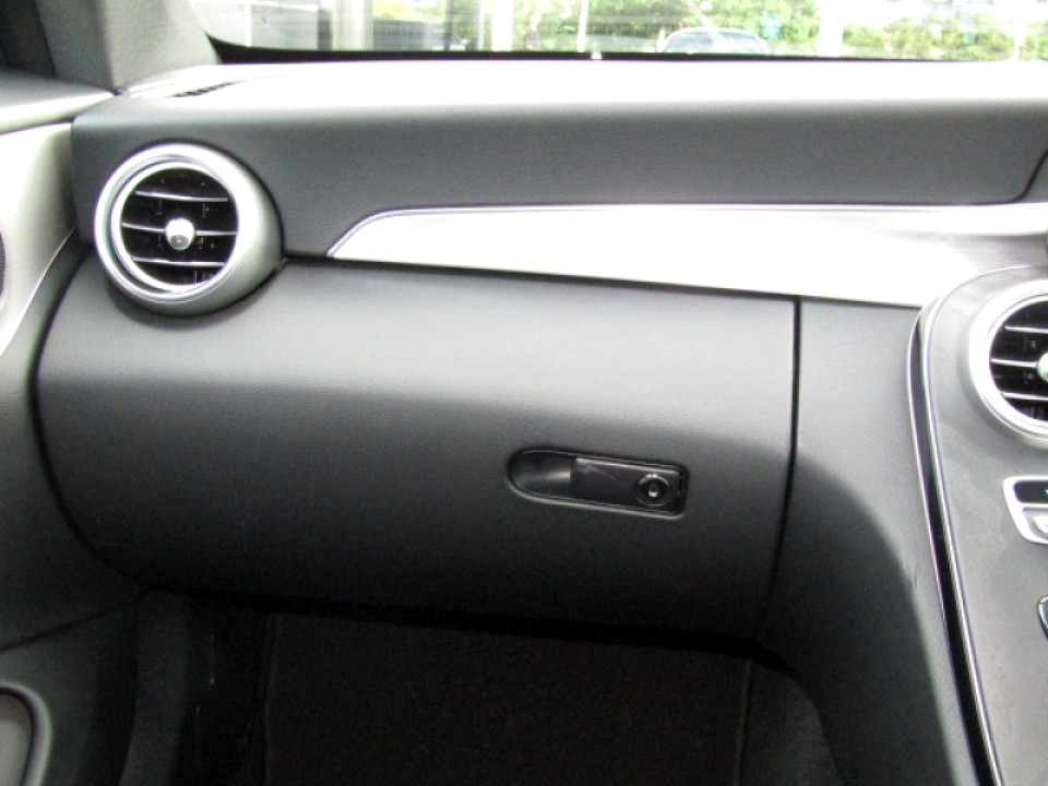 MERCEDES-BENZ C200 A/T, image 2