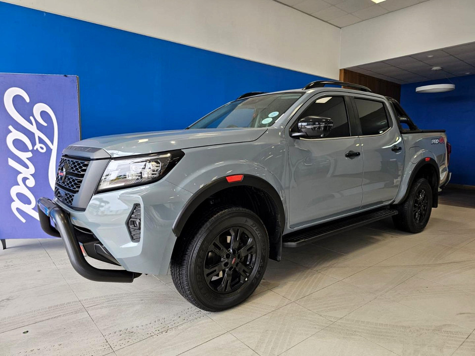 NISSAN NAVARA 2.5DDTi PRO-4X 4X4 A/T D/C P/U, image 1