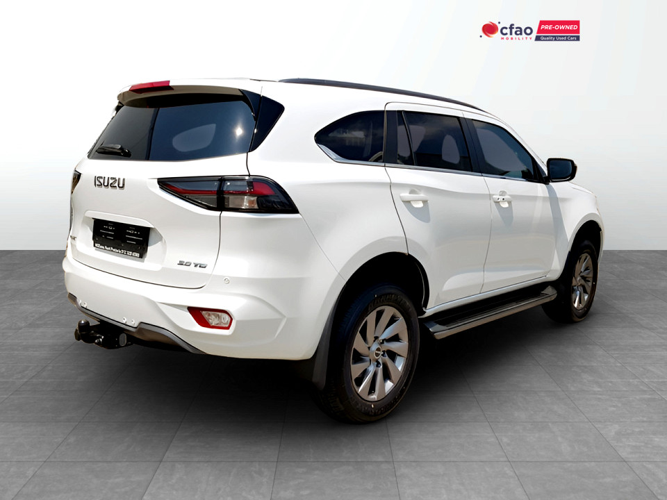 ISUZU MU-X 3.0D HR LSE A/T, image 2