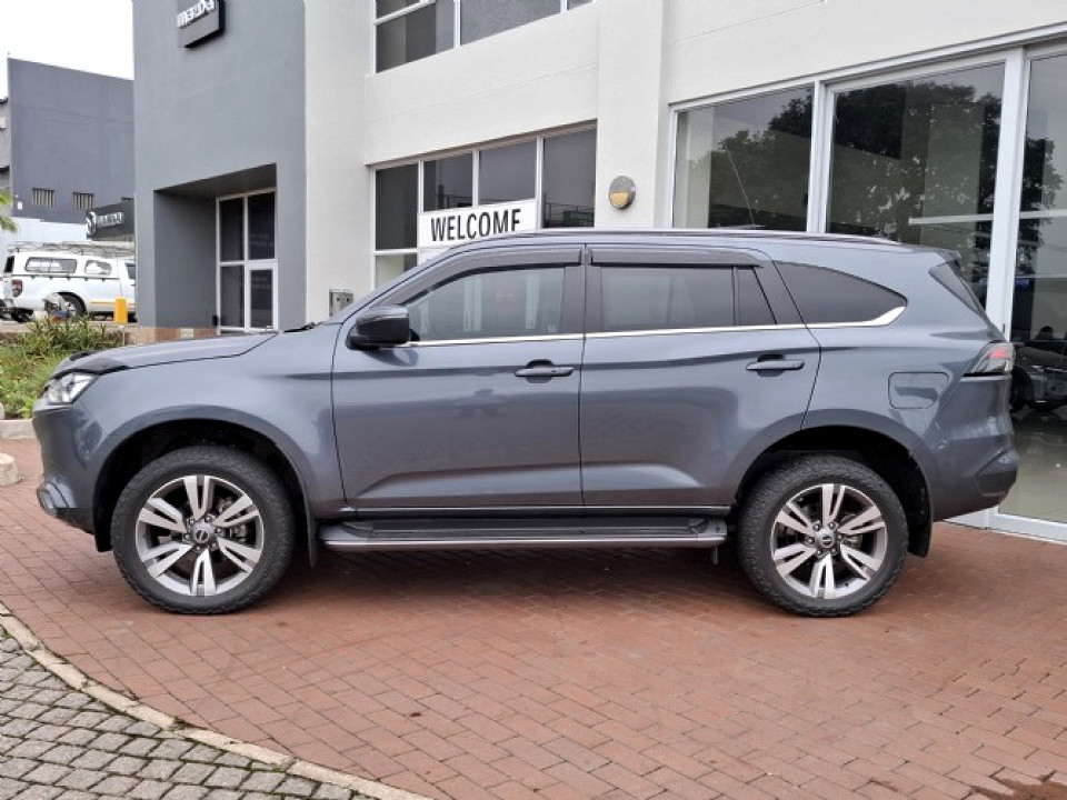 ISUZU MU-X 3.0D ONYX 4X4 A/T, image 2